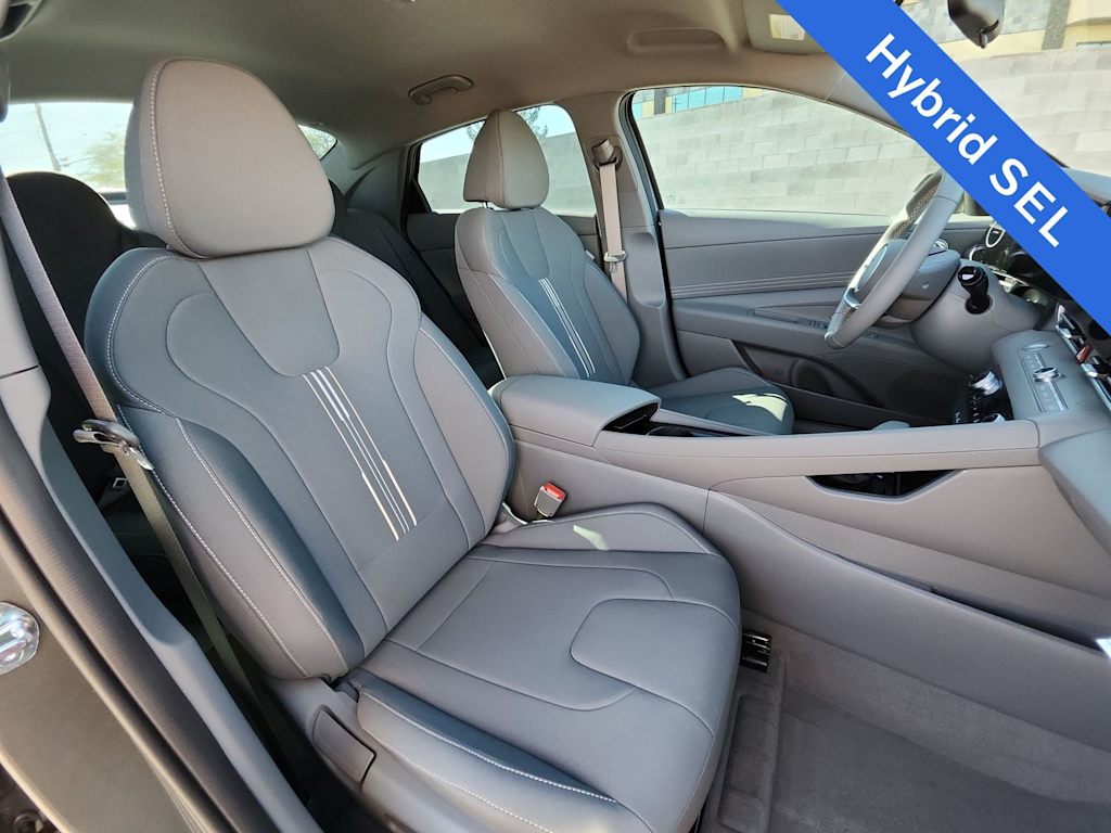 Thumbnail: 2025 Hyundai Elantra - 12