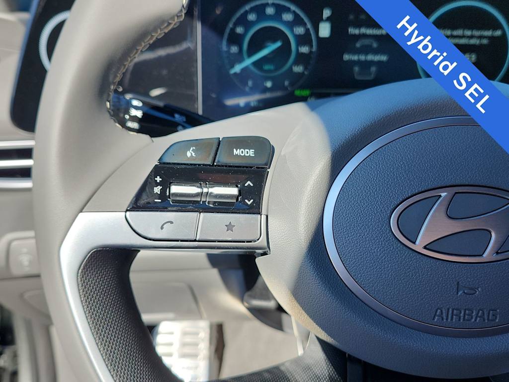 Thumbnail: 2025 Hyundai Elantra - 27