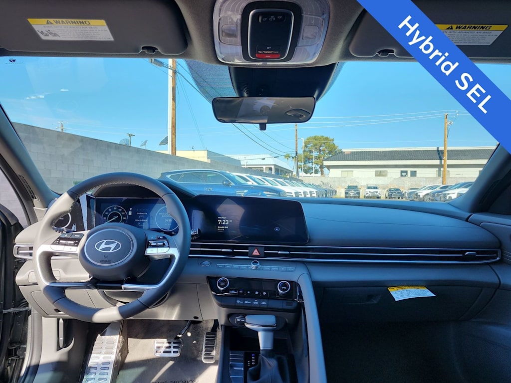 Thumbnail: 2025 Hyundai Elantra - 2