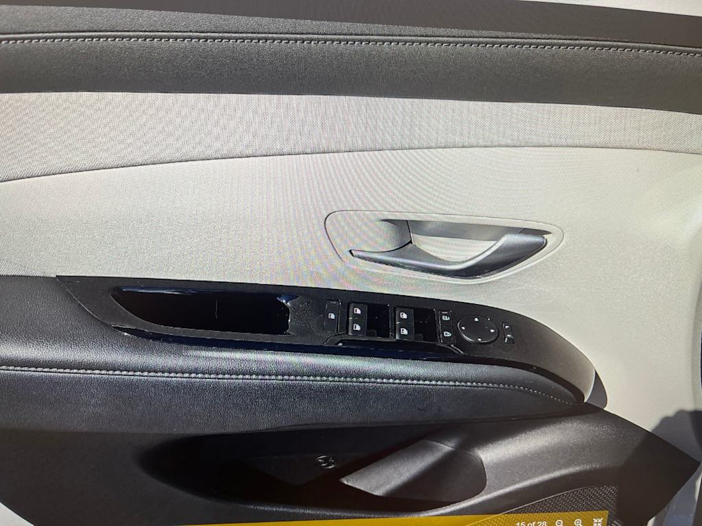 Thumbnail: 2025 Hyundai Elantra - 16