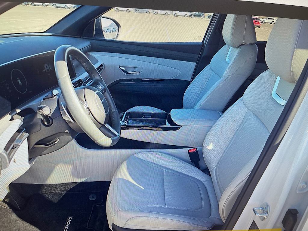 Thumbnail: 2025 Hyundai Elantra - 8