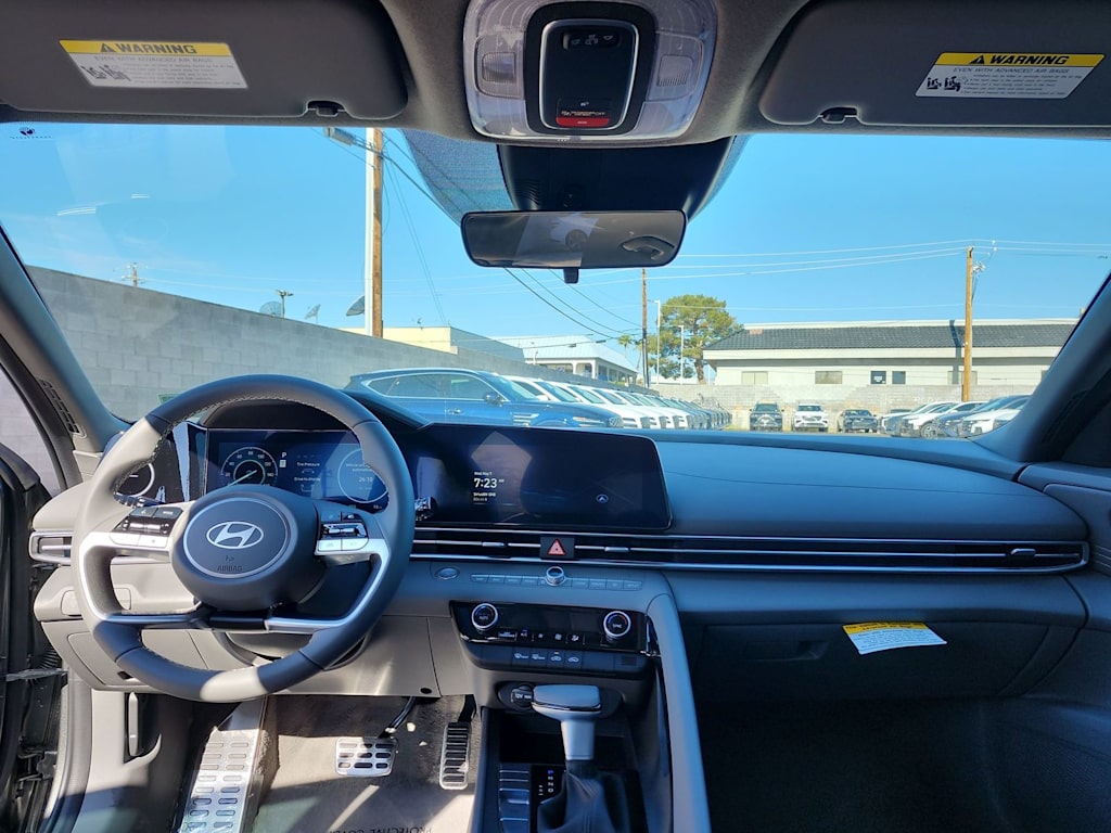 Thumbnail: 2025 Hyundai Elantra - 2