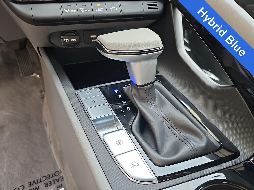 Thumbnail: 2025 Hyundai Elantra - 15