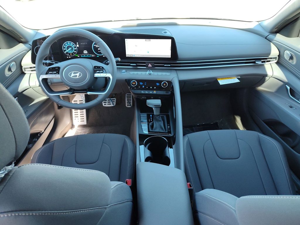 Thumbnail: 2026 Hyundai Elantra - 2