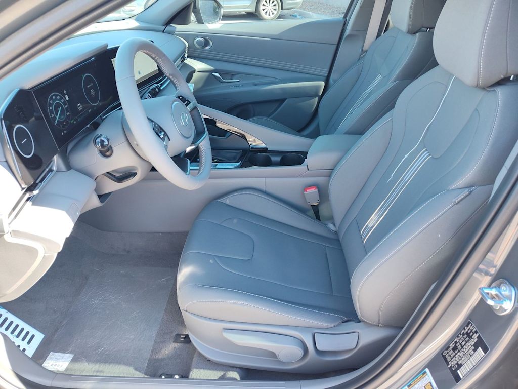 Thumbnail: 2026 Hyundai Elantra - 10