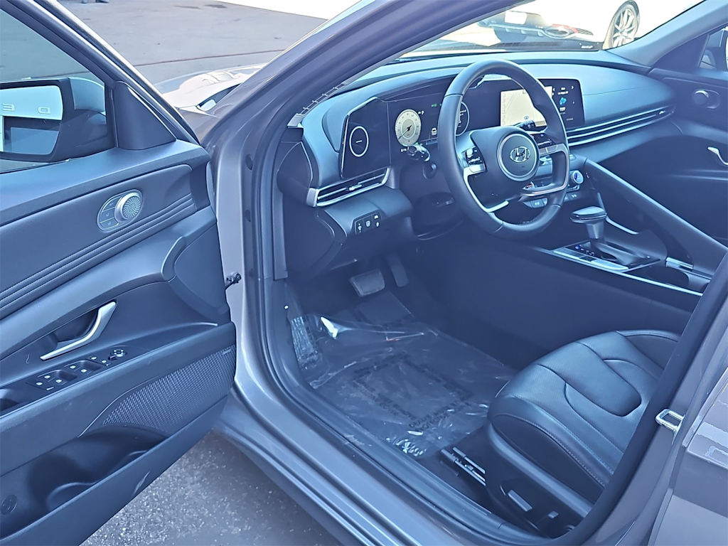 Thumbnail: 2023 Hyundai Elantra - 2