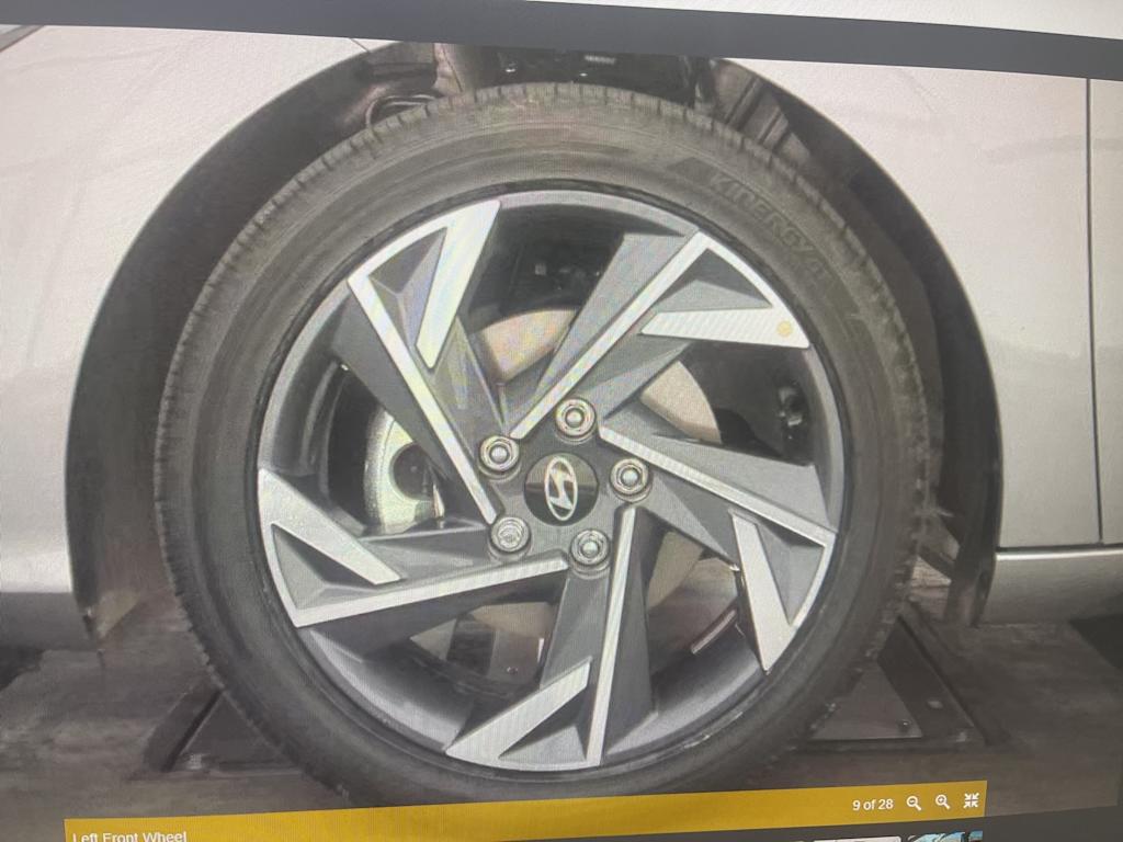 Thumbnail: 2025 Hyundai Elantra - 5