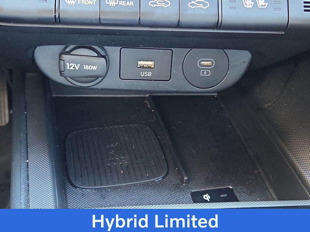 Thumbnail: 2025 Hyundai Elantra - 28