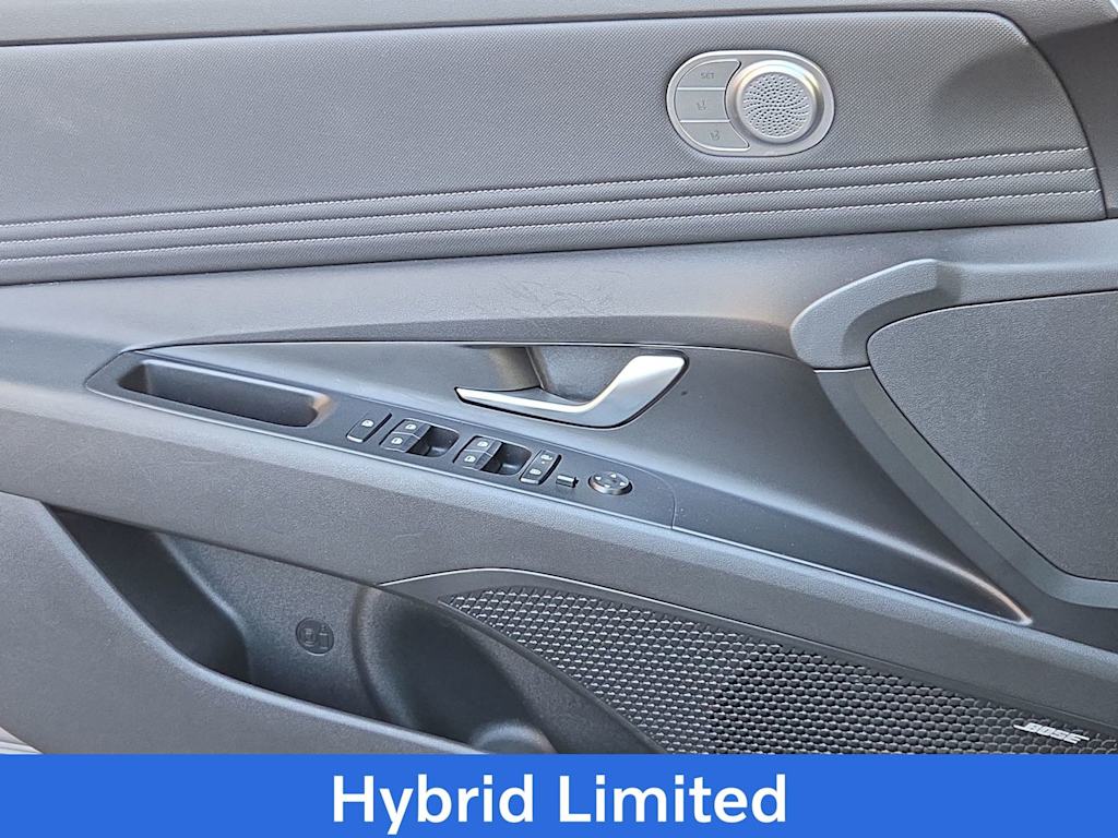 Thumbnail: 2025 Hyundai Elantra - 29