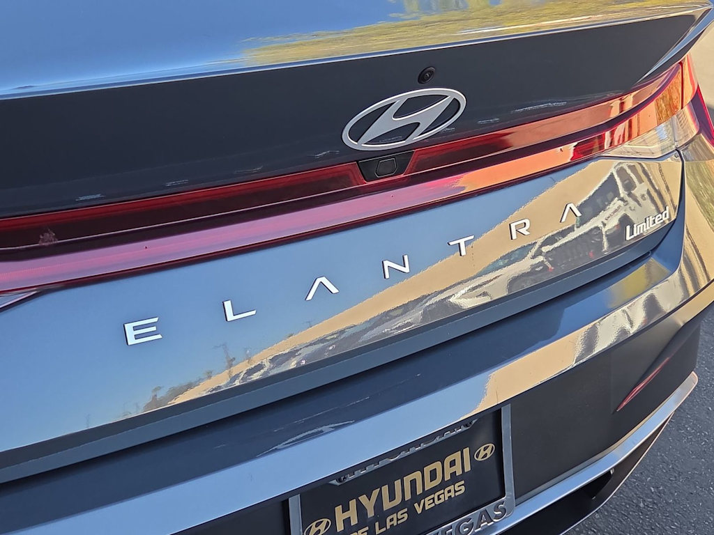Thumbnail: 2025 Hyundai Elantra - 24