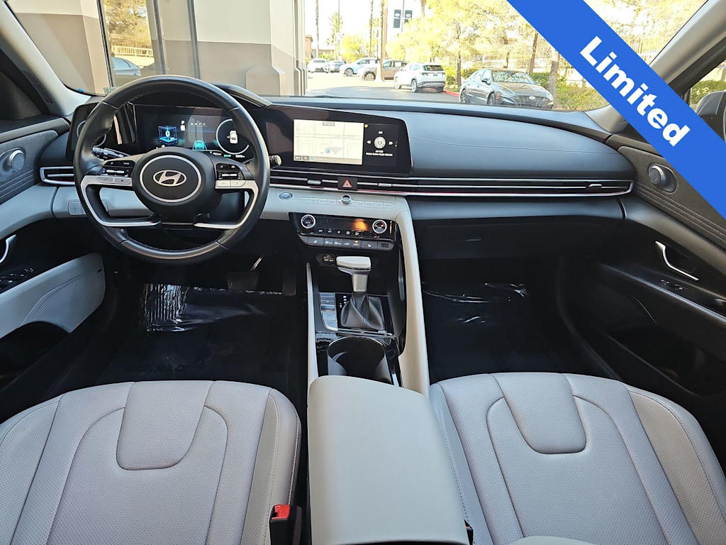 Thumbnail: 2024 Hyundai Elantra - 9