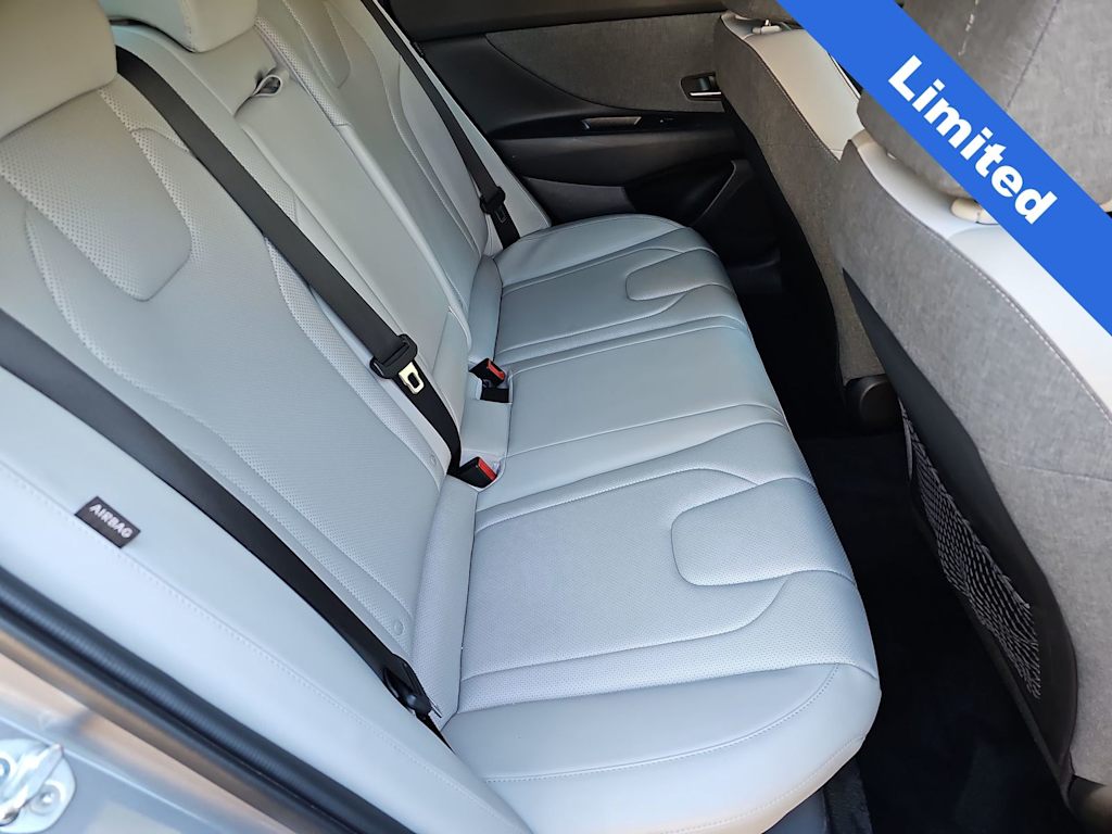 Thumbnail: 2024 Hyundai Elantra - 24
