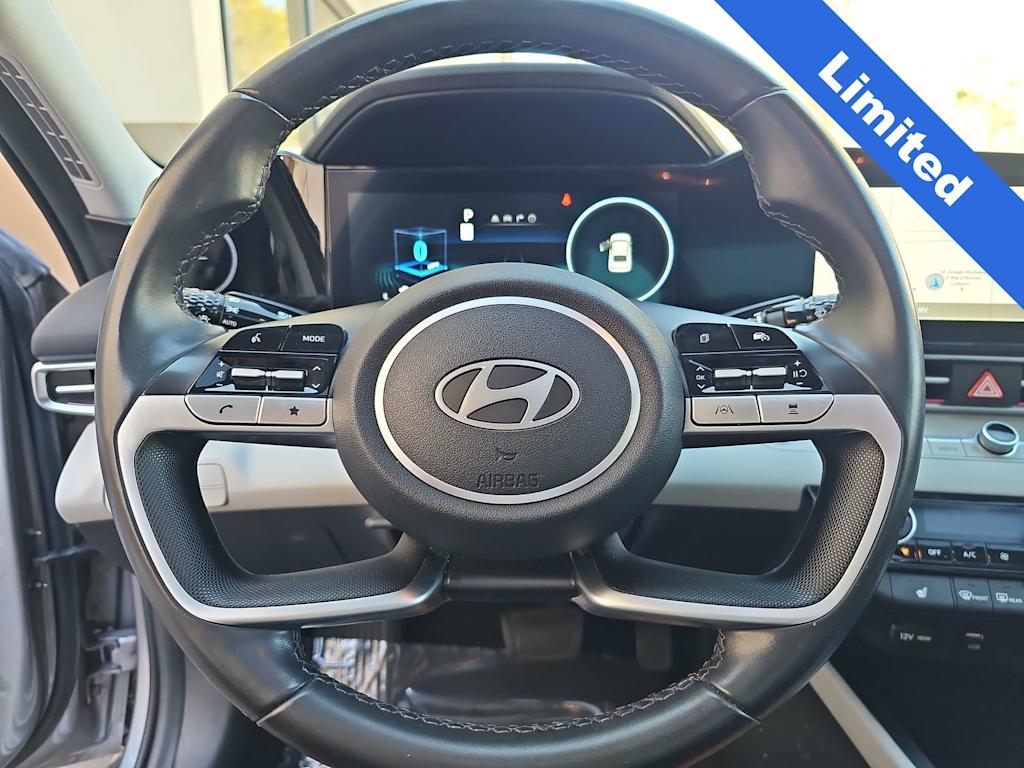 Thumbnail: 2024 Hyundai Elantra - 13