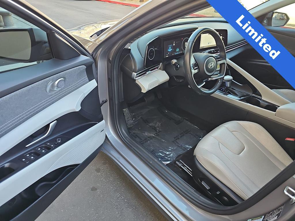 Thumbnail: 2024 Hyundai Elantra - 2