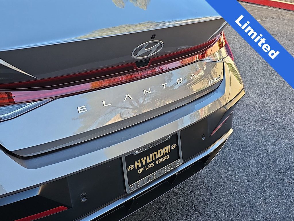 Thumbnail: 2024 Hyundai Elantra - 23