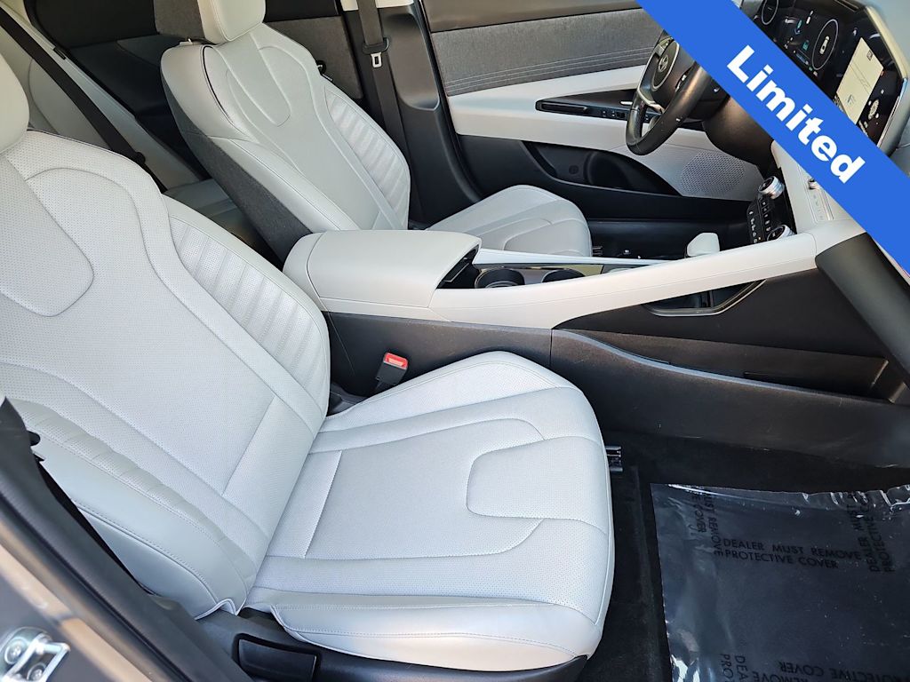 Thumbnail: 2024 Hyundai Elantra - 11