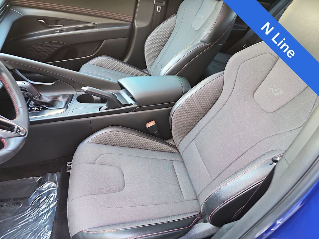 Thumbnail: 2023 Hyundai Elantra - 10