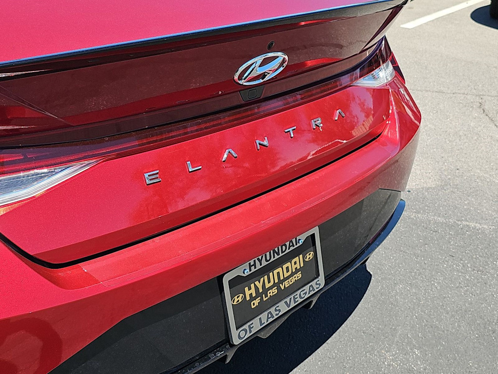 Thumbnail: 2023 Hyundai Elantra - 7