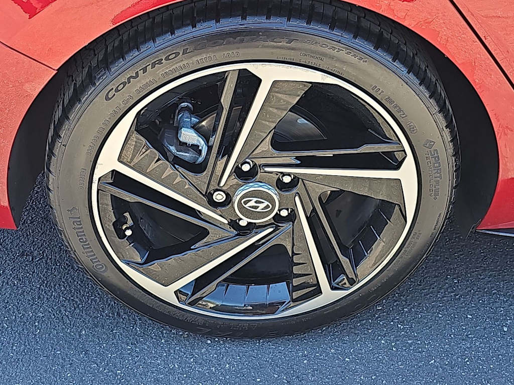 Thumbnail: 2023 Hyundai Elantra - 8