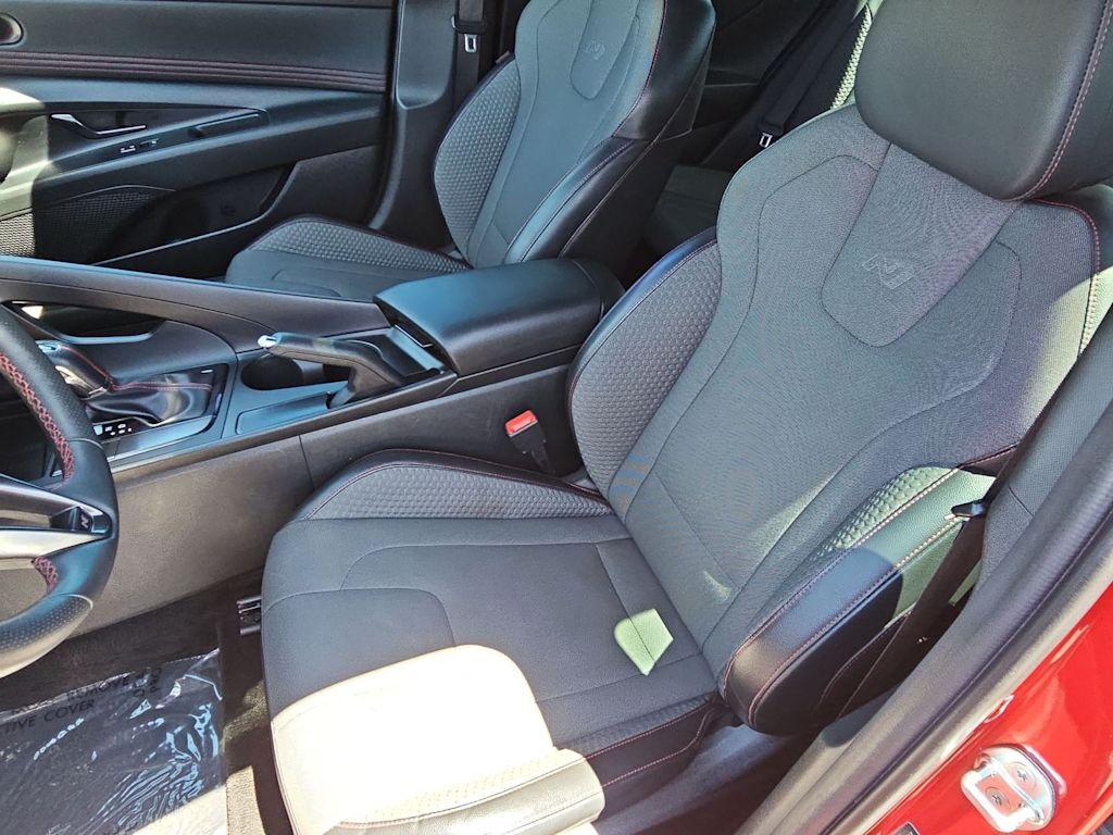 Thumbnail: 2023 Hyundai Elantra - 11