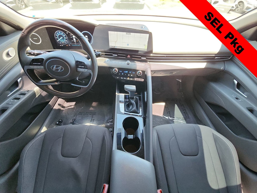 Thumbnail: 2023 Hyundai Elantra - 10