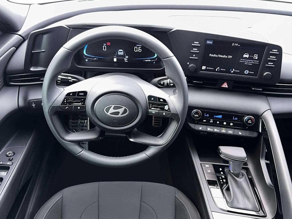Thumbnail: 2026 Hyundai Elantra - 10
