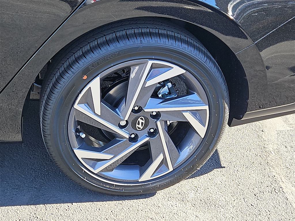 Thumbnail: 2025 Hyundai Elantra - 8