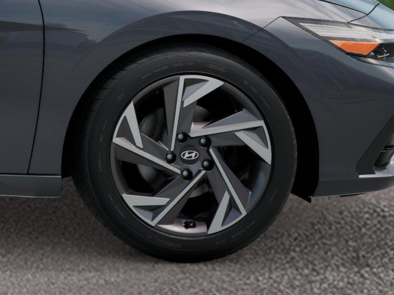 Thumbnail: 2026 Hyundai Elantra - 5