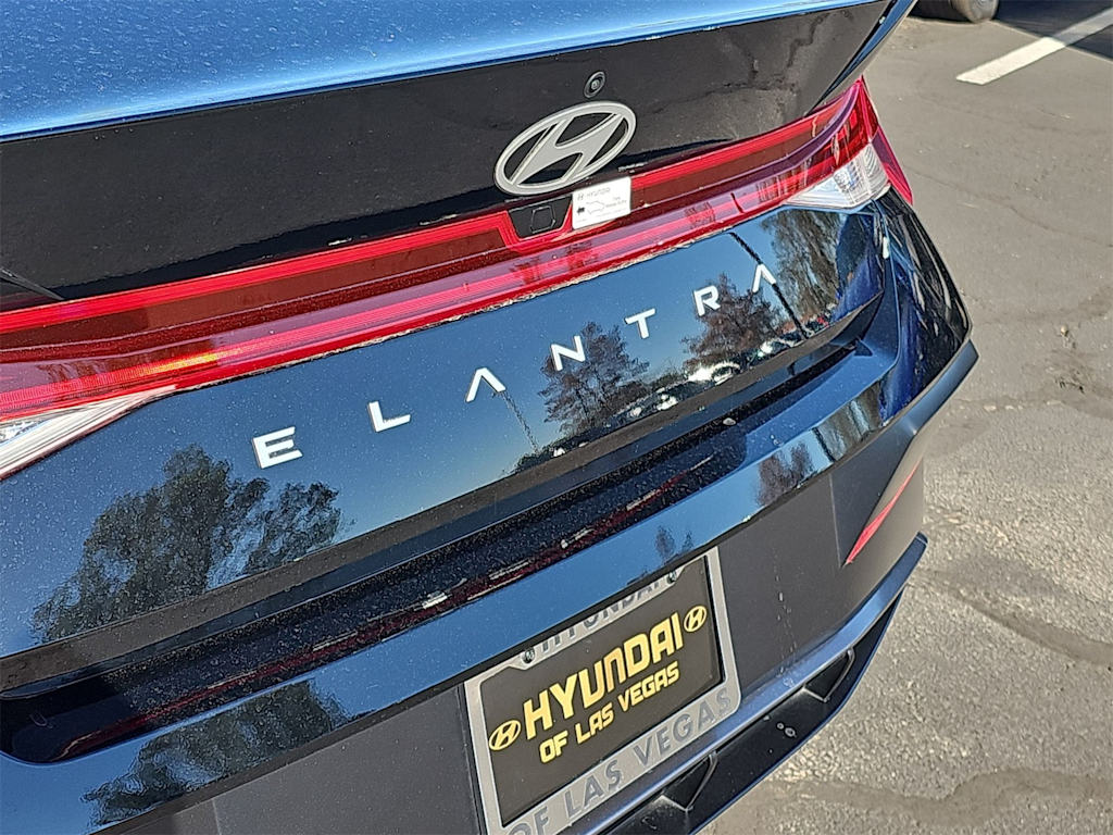 Thumbnail: 2024 Hyundai Elantra - 21