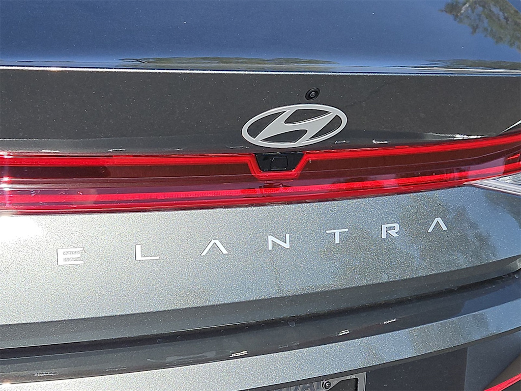 Thumbnail: 2025 Hyundai Elantra - 6