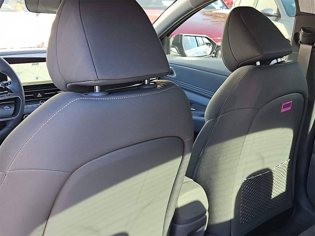 Thumbnail: 2025 Hyundai Elantra - 11