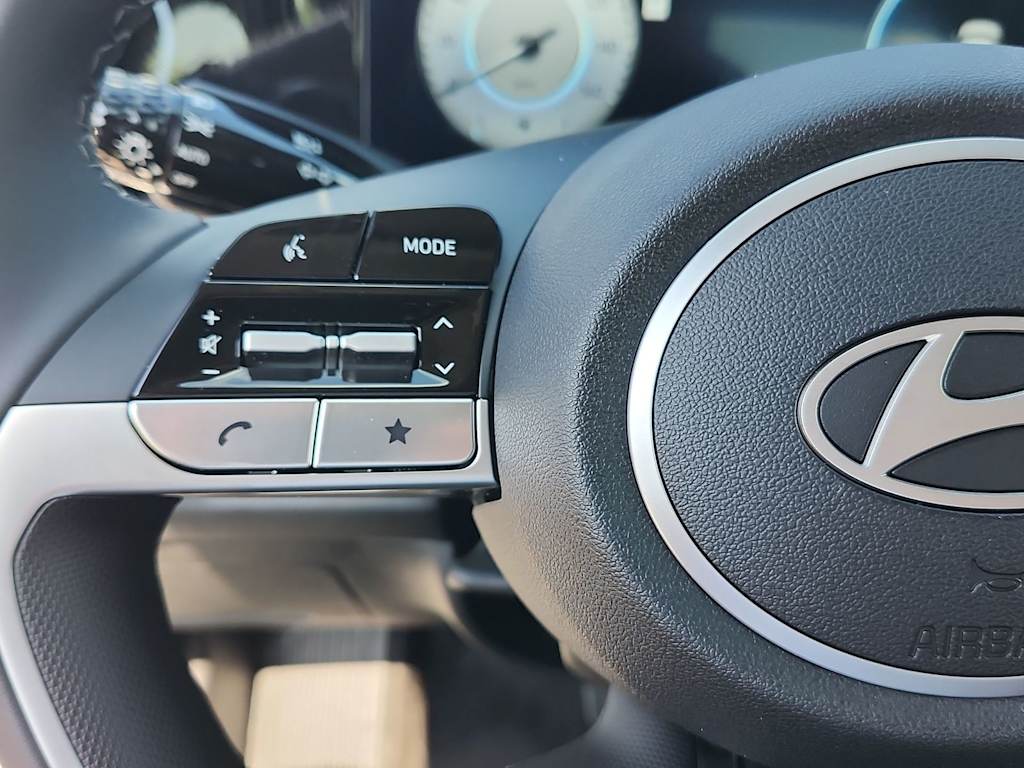 Thumbnail: 2025 Hyundai Elantra - 28