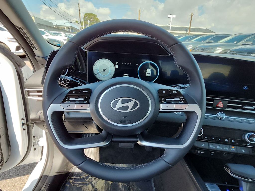 Thumbnail: 2025 Hyundai Elantra - 9
