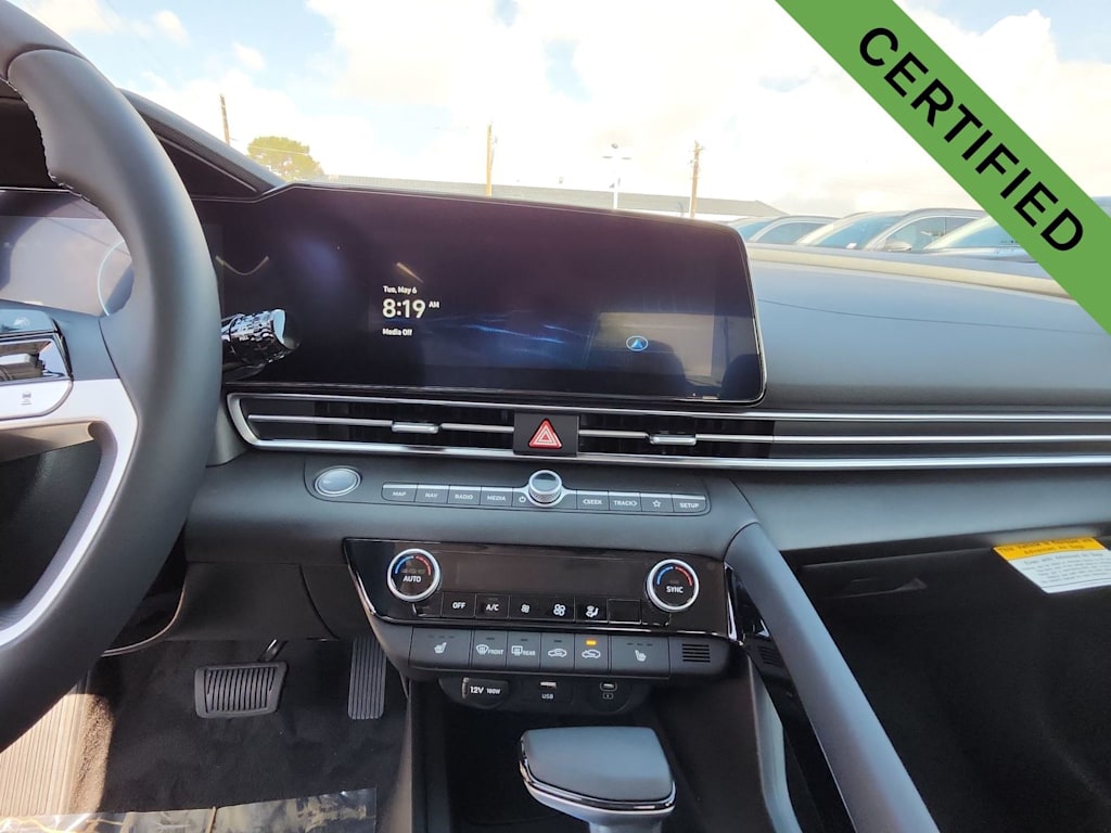 Thumbnail: 2025 Hyundai Elantra - 14