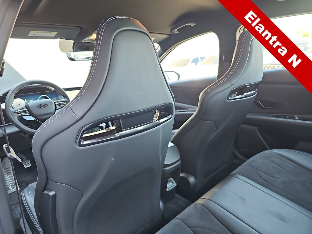 Thumbnail: 2025 Hyundai Elantra - 13