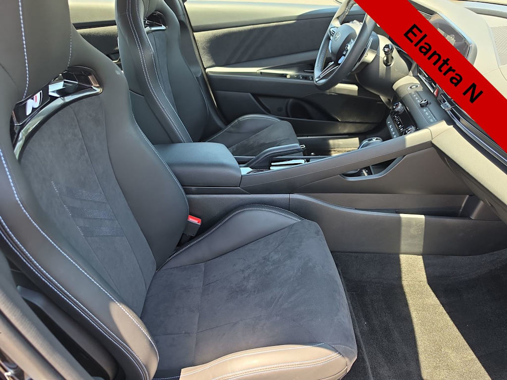 Thumbnail: 2025 Hyundai Elantra - 23
