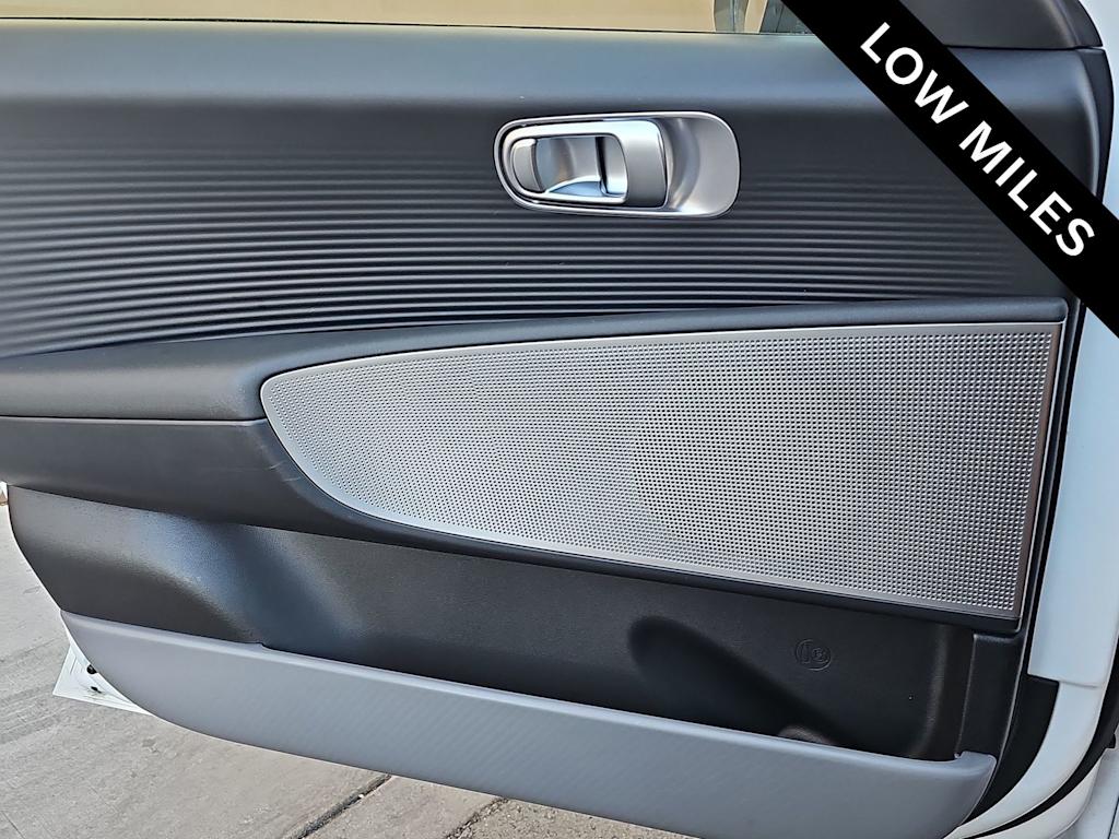 Thumbnail: 2025 Hyundai Ioniq 6 - 27