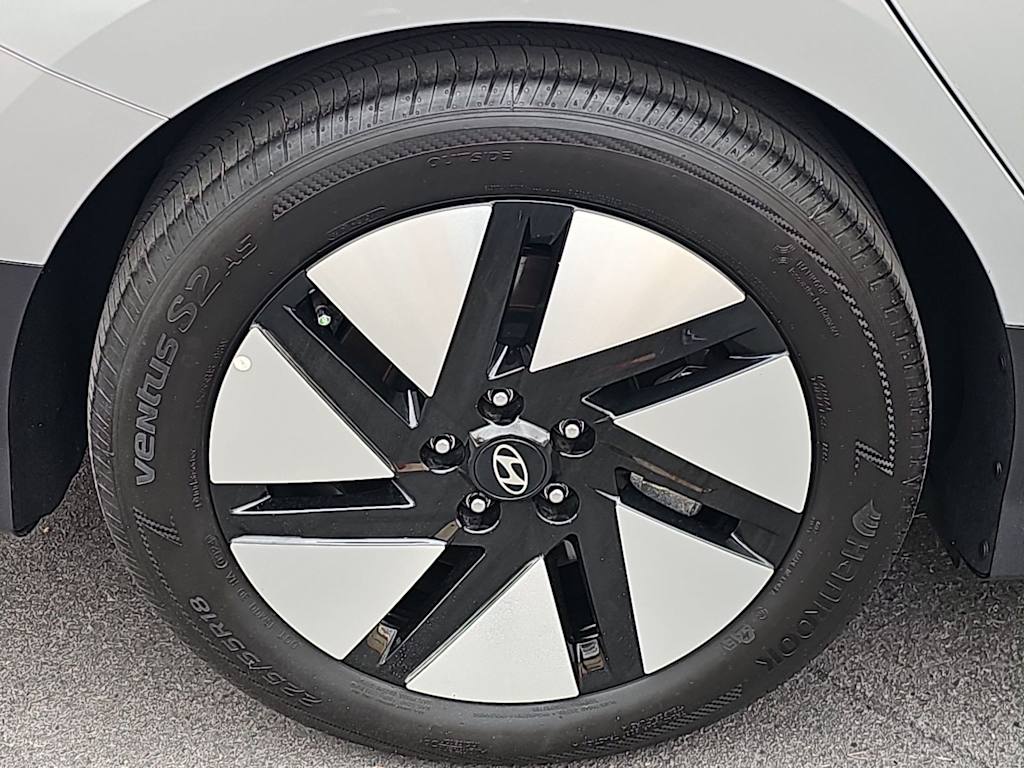 Thumbnail: 2024 Hyundai Ioniq 6 - 7