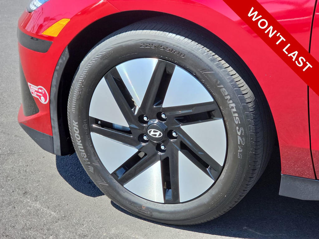 Thumbnail: 2023 Hyundai Ioniq 6 - 7