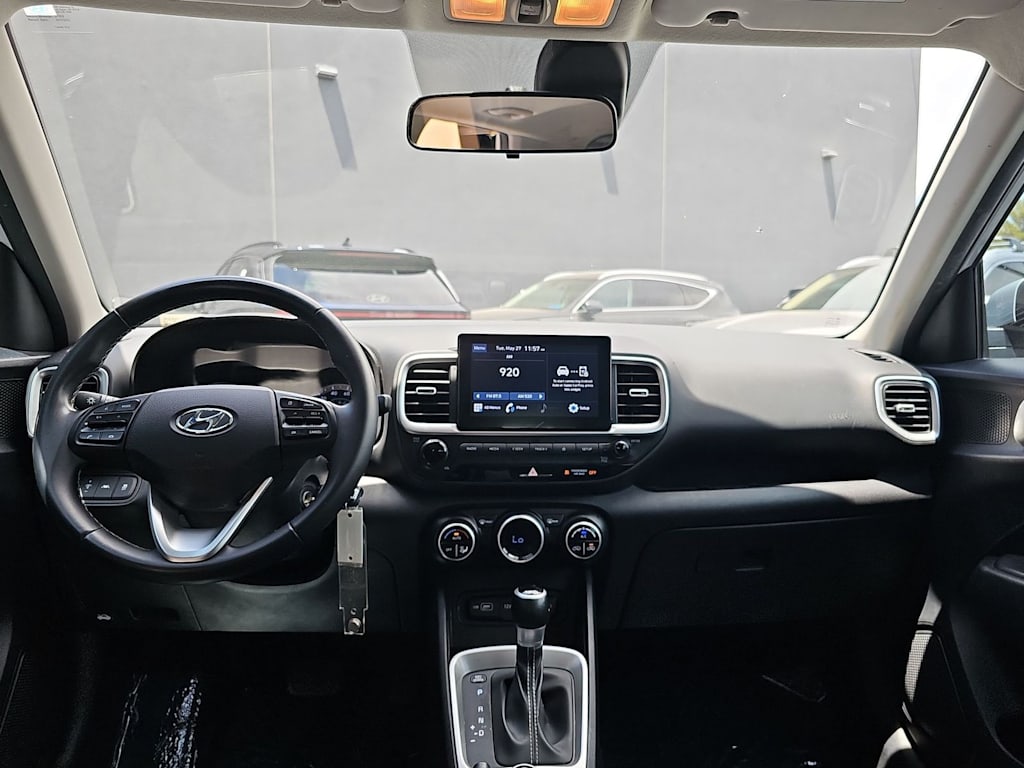 Thumbnail: 2022 Hyundai Venue - 9