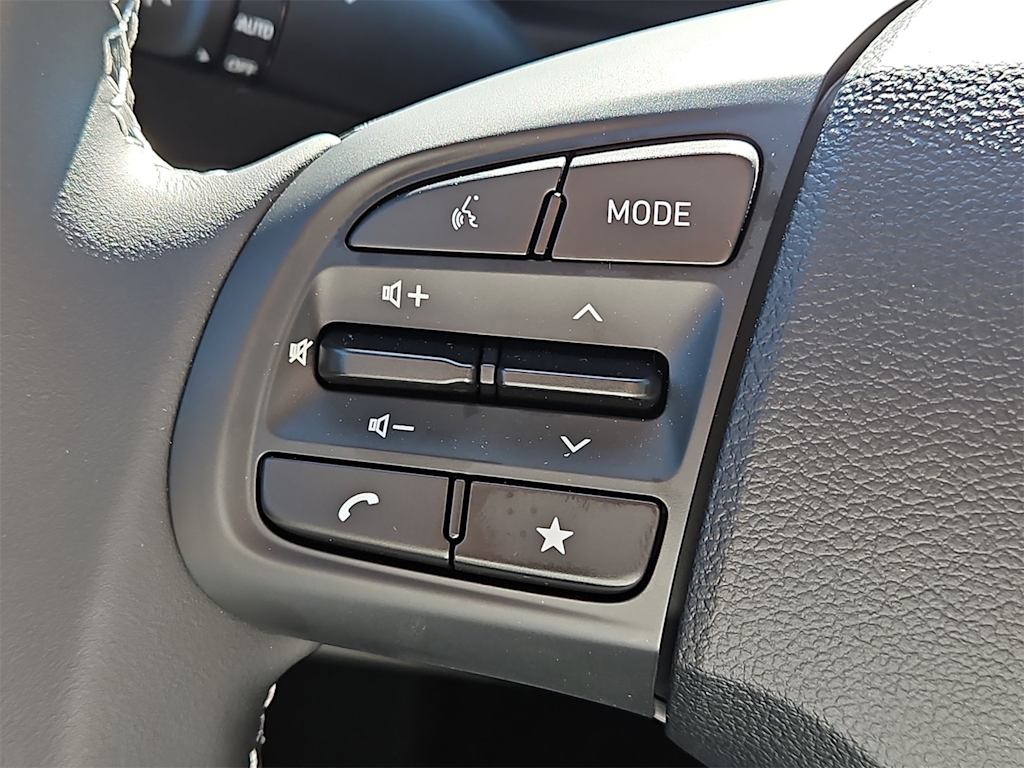 Thumbnail: 2025 Hyundai Venue - 27