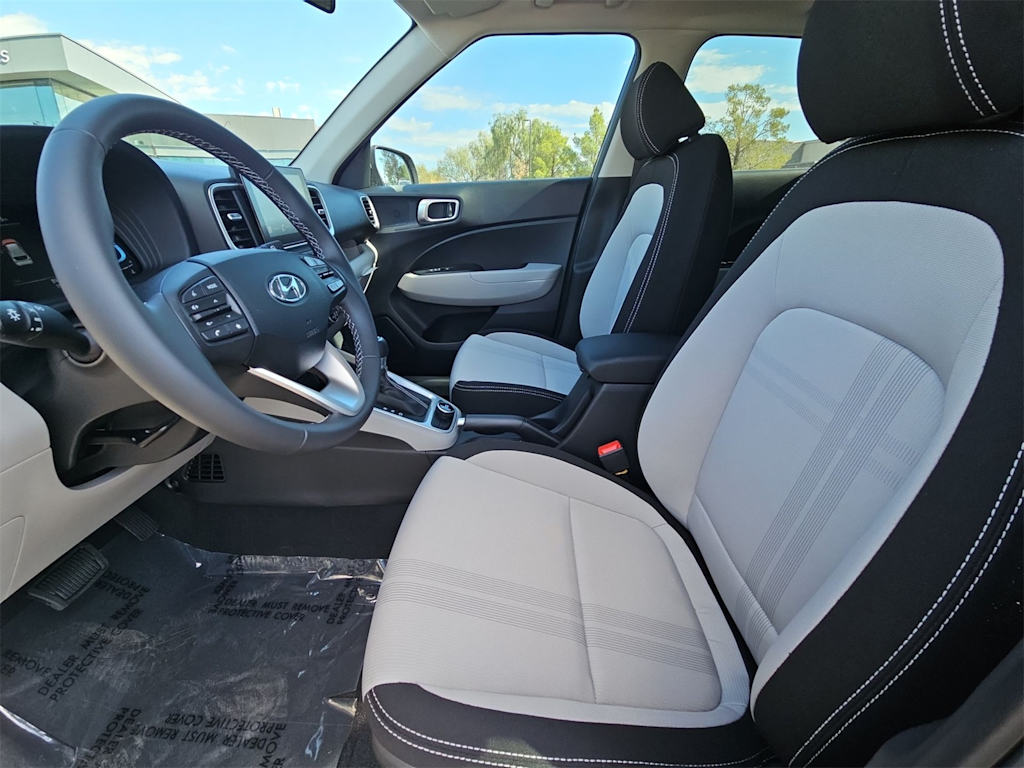 Thumbnail: 2025 Hyundai Venue - 11