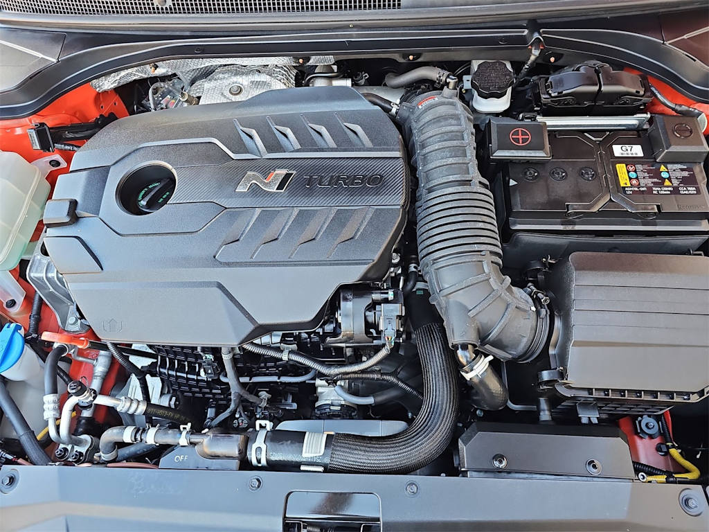 Thumbnail: 2020 Hyundai Veloster - 9