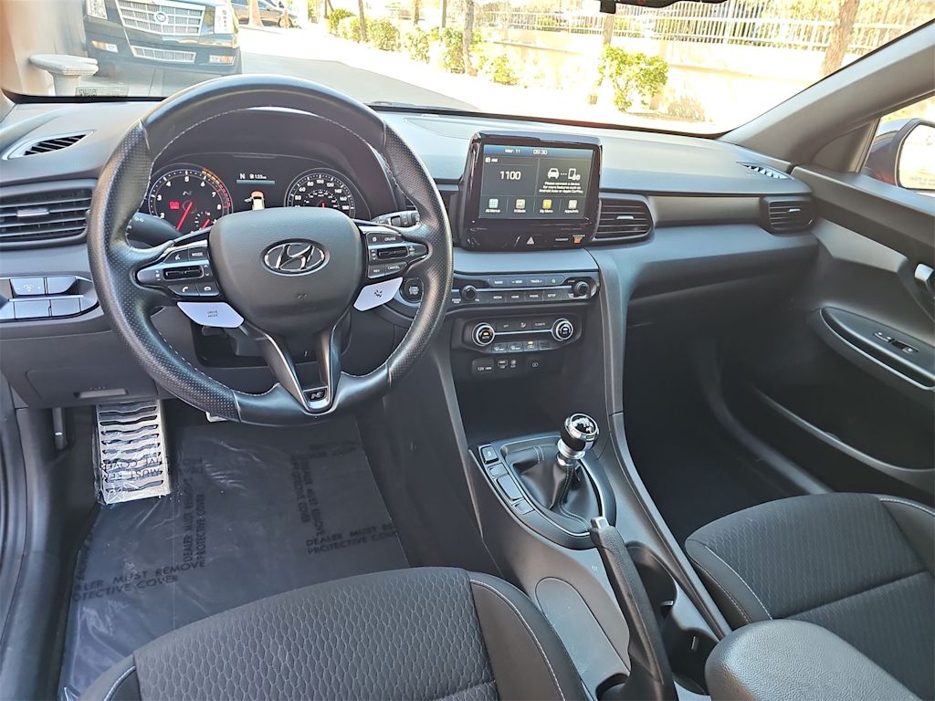 Thumbnail: 2020 Hyundai Veloster - 10