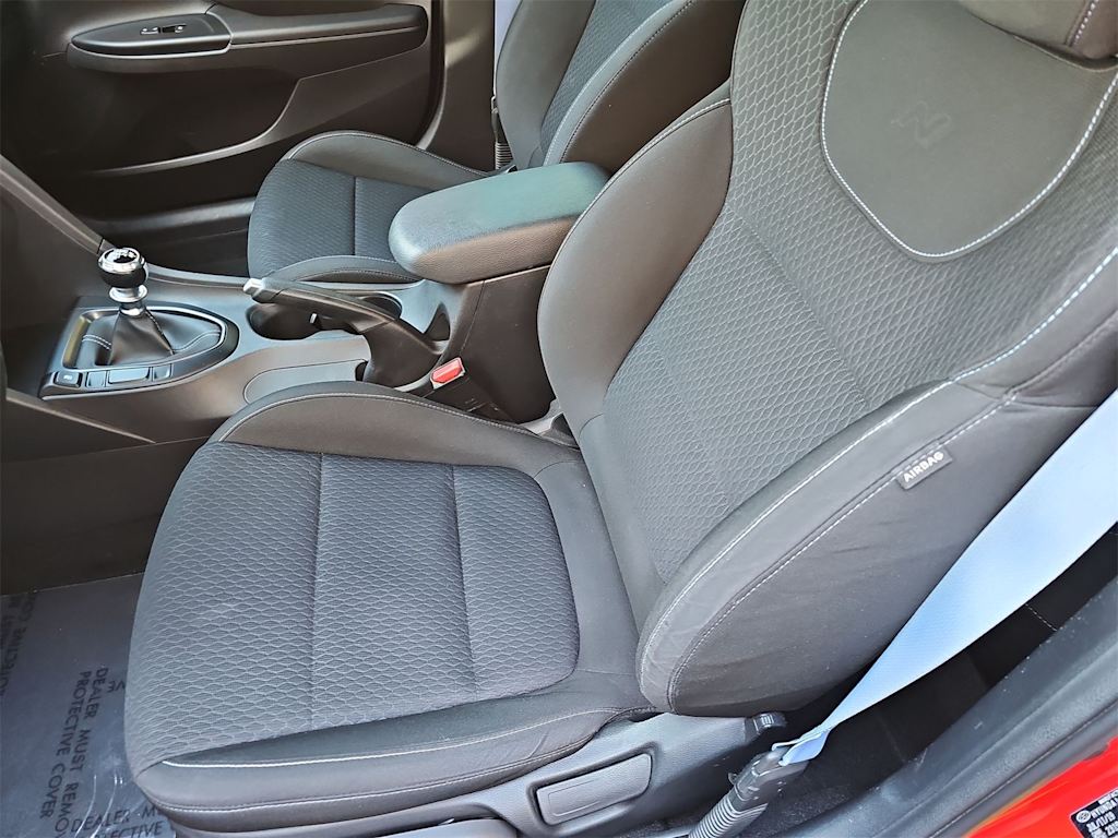 Thumbnail: 2020 Hyundai Veloster - 11