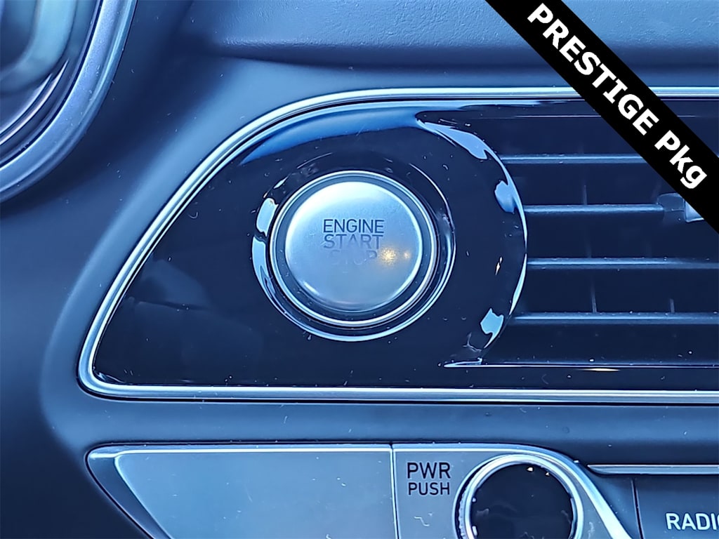 Thumbnail: 2020 Genesis G70 - 24