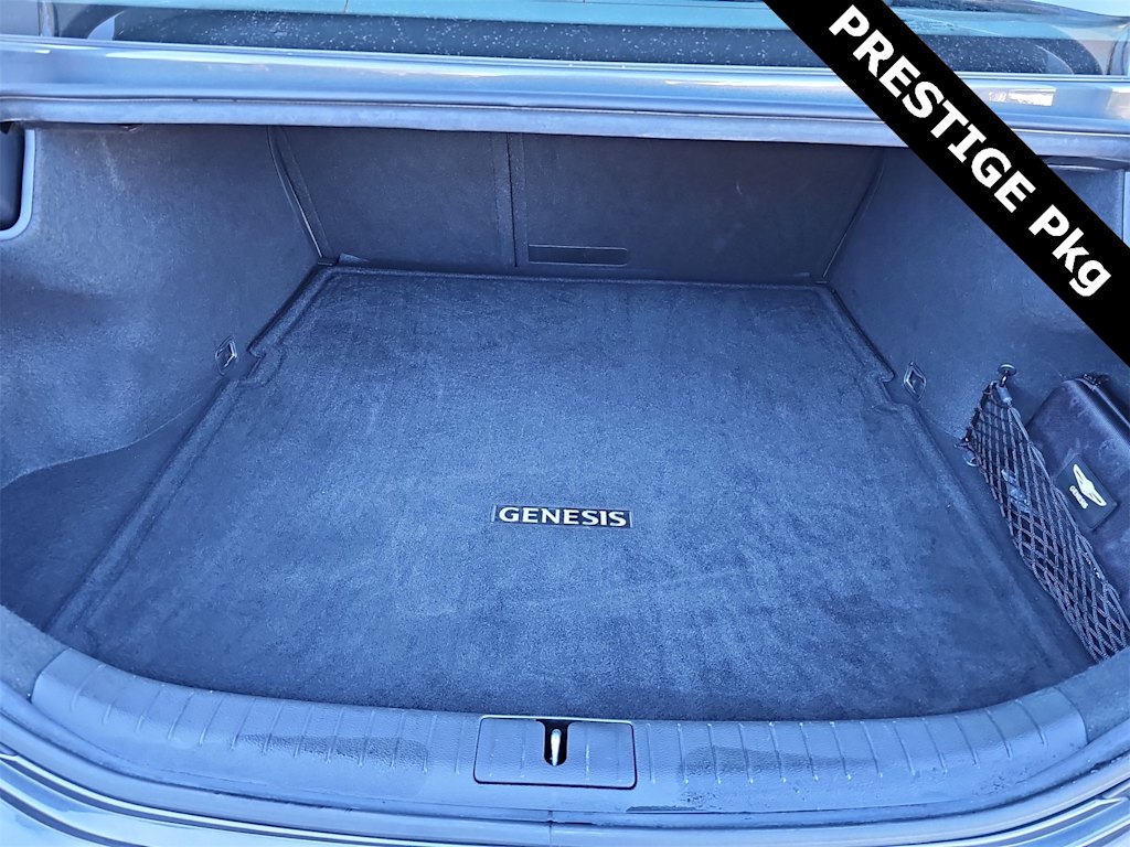 Thumbnail: 2020 Genesis G70 - 23