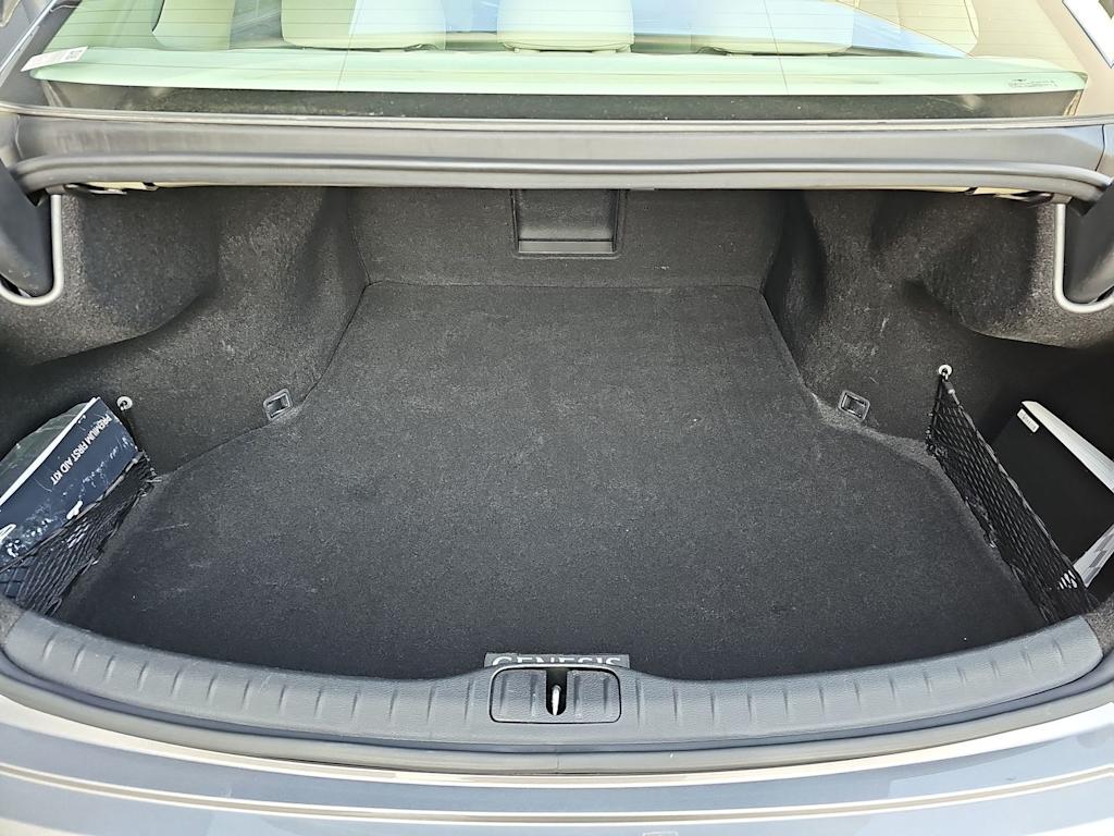 Thumbnail: 2023 Genesis G80 - 25