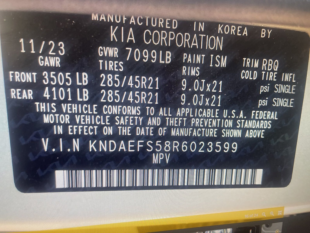Thumbnail: 2024 Kia EV9 - 11