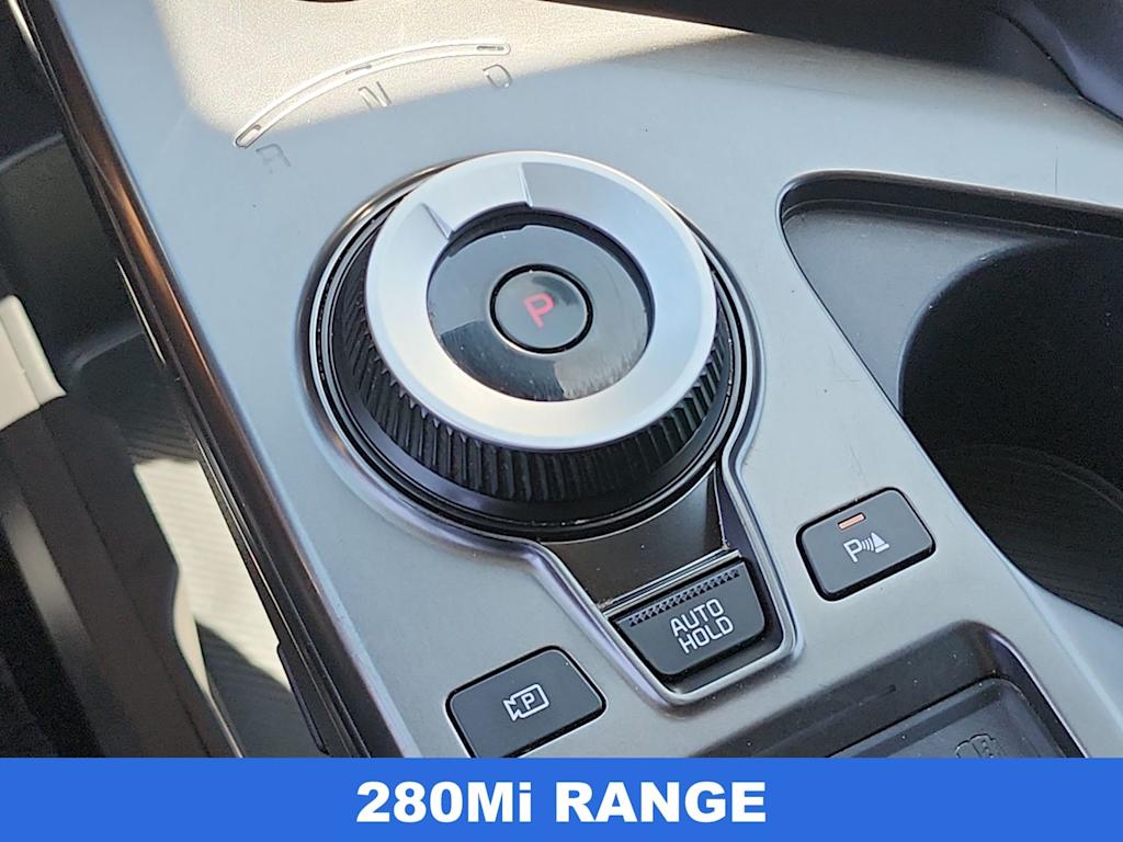 Thumbnail: 2023 Kia EV6 - 12